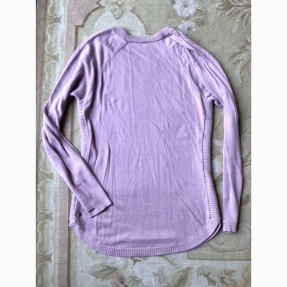 EUC Lululemon Hello Aloe Pullover in Antoinette / Figue 8 - Picture 6 of 7